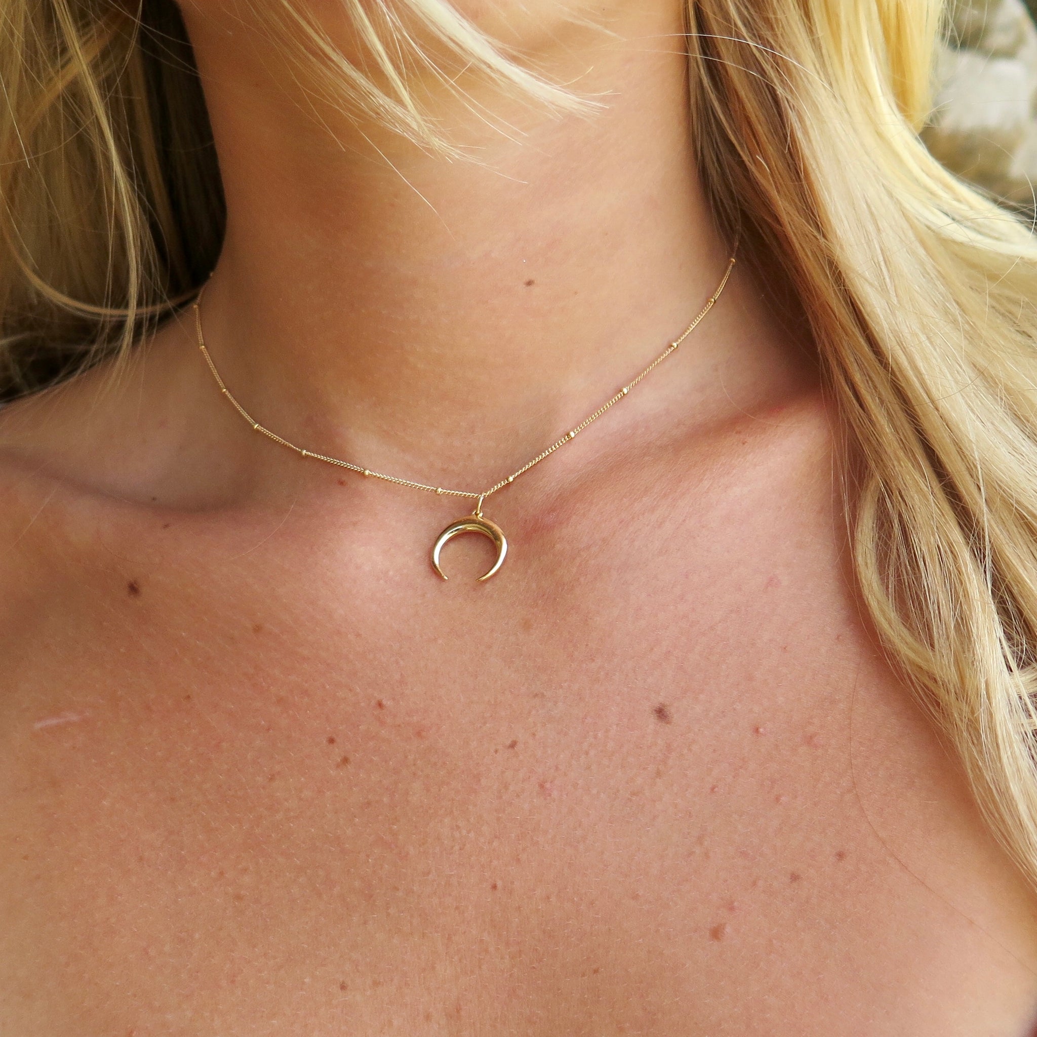 To The Moon And Back Gold